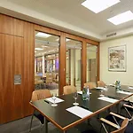 Otel La Couronne & 4*