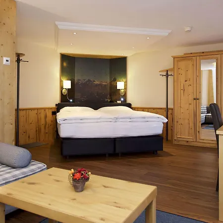 Hotel La Couronne &