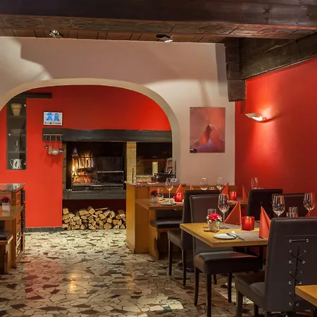 La Couronne & Ξενοδοχείο 4*