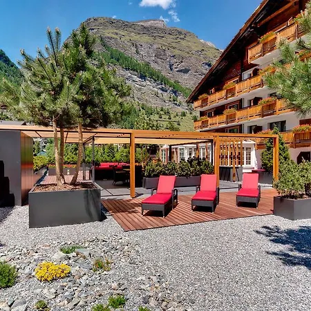 Otel La Couronne &