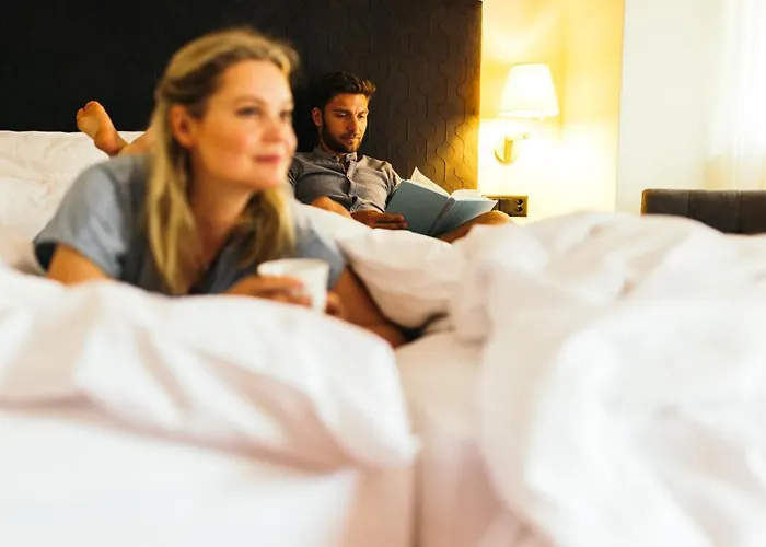 Hotel La Couronne & 4*