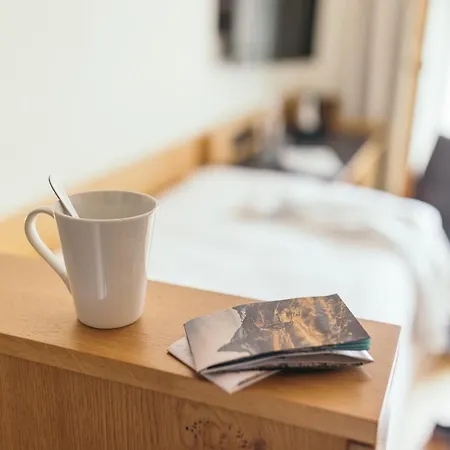 Hotel La Couronne Superior